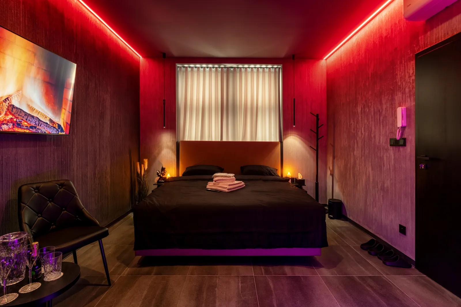 FOX Wellness, Deluxe apartmán s infra saunou a vířivkou